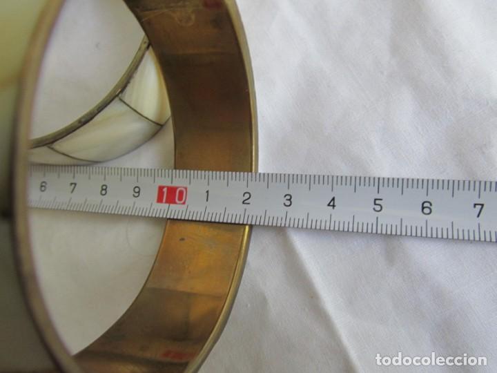 Joyeria: 5 pulseras de lat&oacute;n y n&aacute;car madreperla - Foto 8