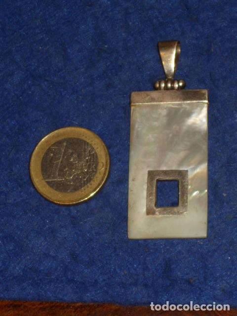 Joyeria: COLGANTE DE NACAR Y PLATA.VINTAGE. - Foto 1