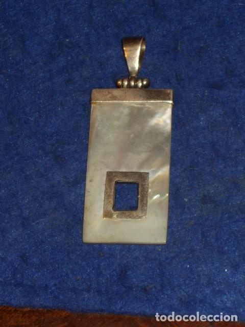Joyeria: COLGANTE DE NACAR Y PLATA.VINTAGE. - Foto 3