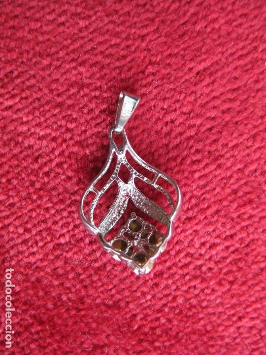 Joyeria: COLGANTE DE FLOR CON CIRCONITAS EN PLATA DE LEY - Foto 4