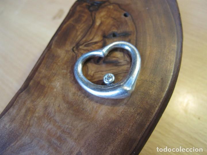 Joyeria: Colgante en forma de coraz&oacute;n con cristalito. En plata de ley - Foto 1