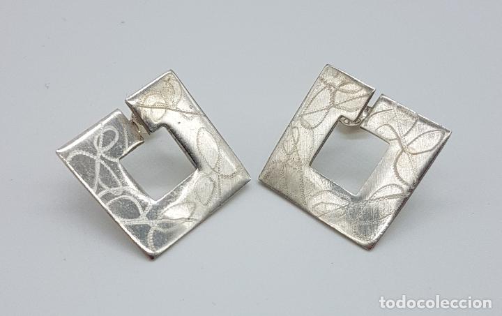 Joyeria: Sofisticados pendientes de dise&ntilde;o rectangular con grabados en plata de ley . - Foto 1