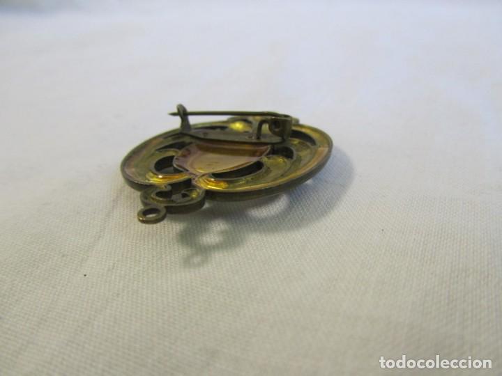 Joyeria: Antiguo broche de lat&oacute;n con pedrer&iacute;a - Foto 6
