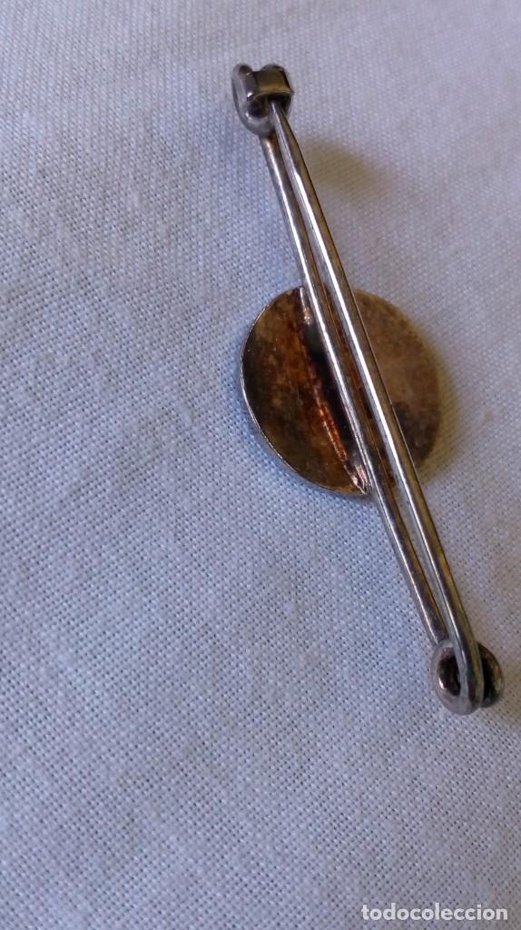 Joyeria: Broche de plata y esmalte con escudo del ej&eacute;rcito de tierra - Foto 3