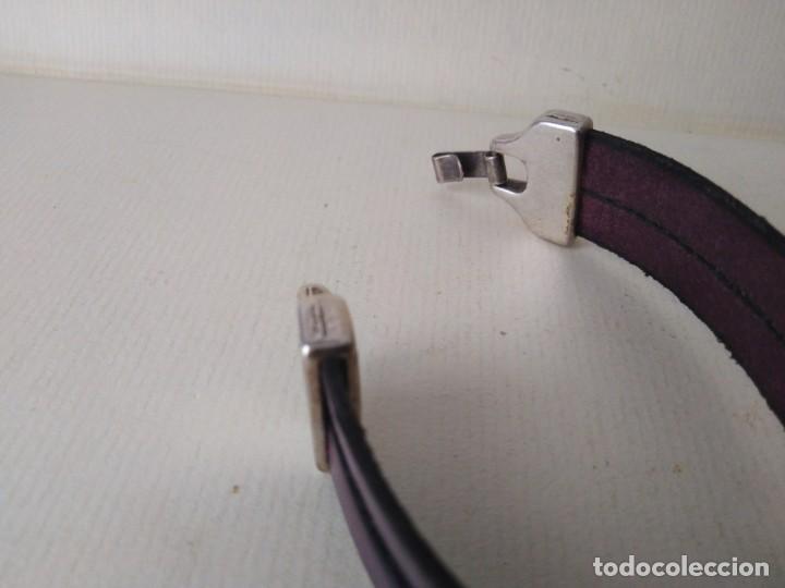 Joyeria: Pulsera de metal y cuero - Foto 5