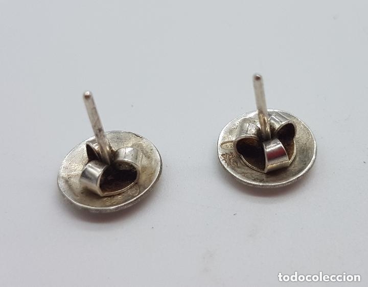 Joyeria: Bonitos pendientes antiguo con formas de bot&oacute;n en plata 925 mate. - Foto 4