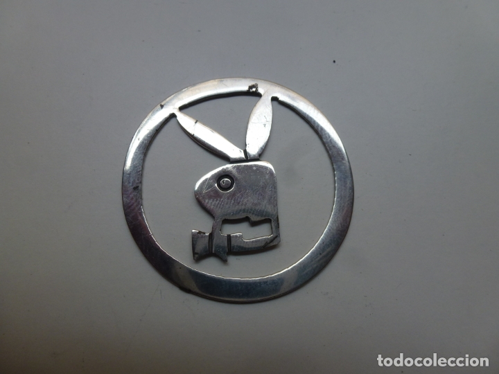 chapa de plata con el logotipo de playboy - Compra venta en todocoleccion