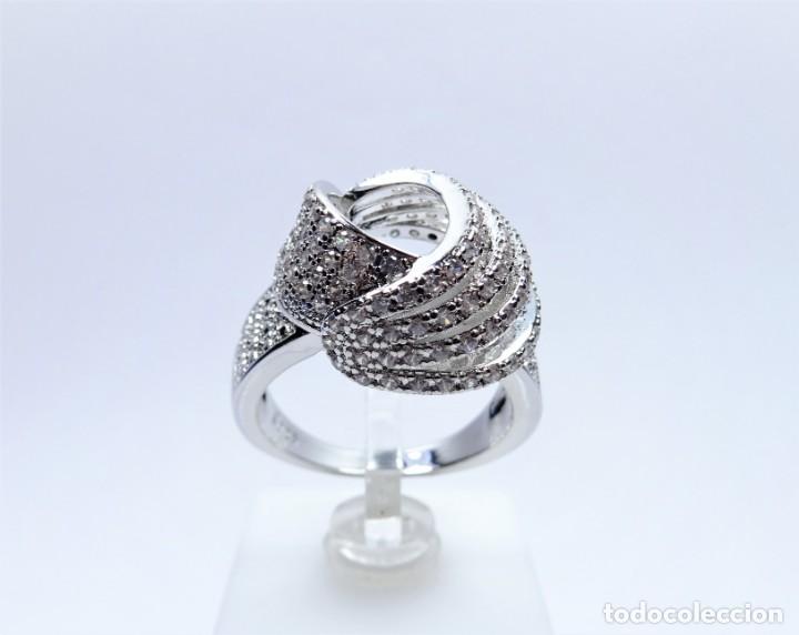 Joyeria: Anillo en plata 925 con cuajado de circonios naturales - Foto 1