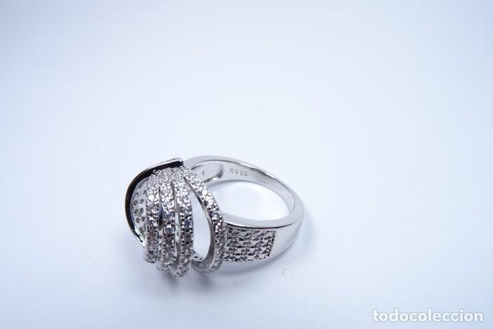 Joyeria: Anillo en plata 925 con cuajado de circonios naturales - Foto 4