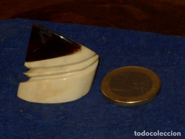 Joyeria: GRAN ANILLO DE HUESO CON INCRUSTACION DE CAREY. - Foto 2