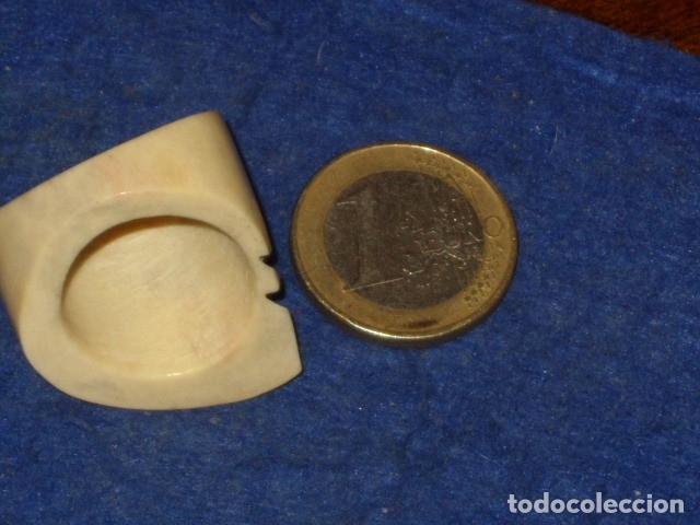Joyeria: GRAN ANILLO DE HUESO CON INCRUSTACION DE CAREY. - Foto 5