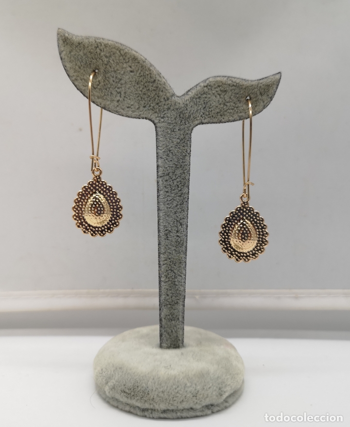 Joyeria: Pendientes de estilo imperial con ba&ntilde;o de oro, simil de rubis y perlas . - Foto 3