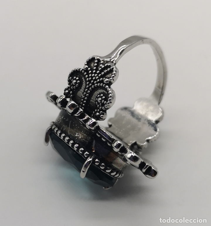 Joyeria: Magnífico anillo de estilo gótico con acabado en plata de vieja y cristal austriaco azul talla oval - Foto 7 - 275614268
