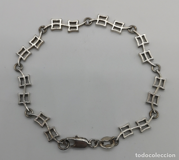 Joyeria: Pulsera de dise&ntilde;o sofisticado en eslabones de plata de ley maciza con contraste . - Foto 4