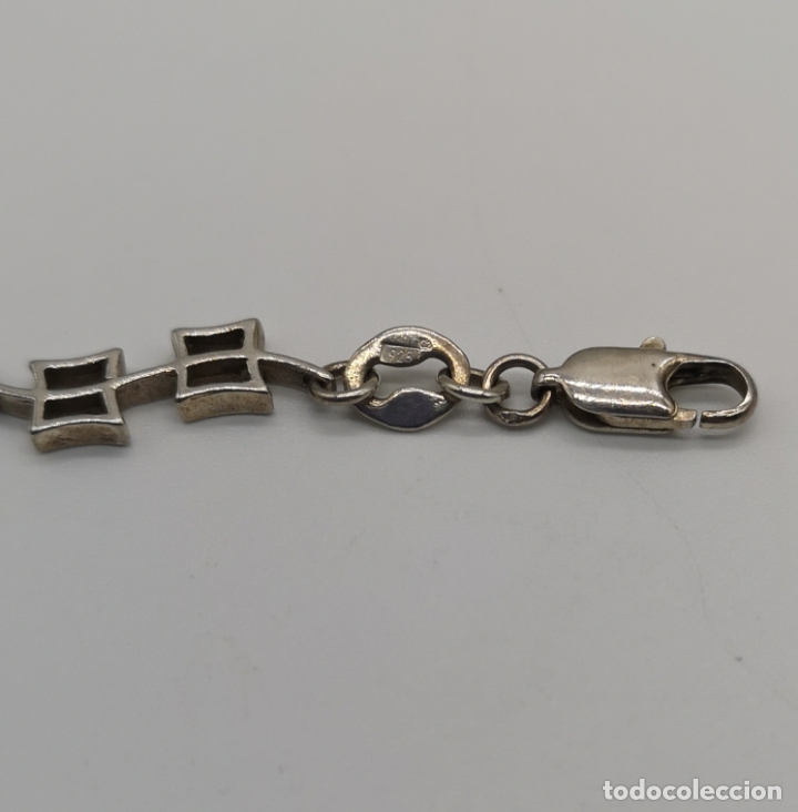 Joyeria: Pulsera de dise&ntilde;o sofisticado en eslabones de plata de ley maciza con contraste . - Foto 5