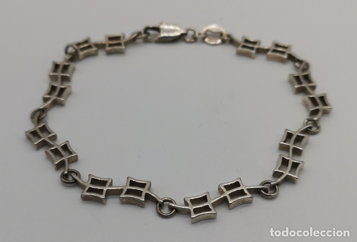 Joyeria: Pulsera de dise&ntilde;o sofisticado en eslabones de plata de ley maciza con contraste . - Foto 1