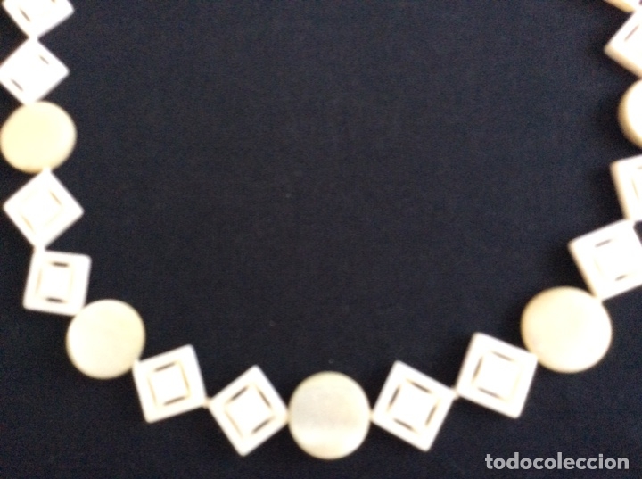 Joyeria: Collar de n&aacute;car con cierre de plata siglo XX - Foto 3