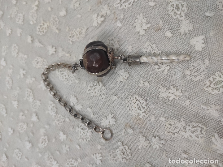 Joyeria: Amuleto protector. Casta&ntilde;a enjaulada con punta de hueso - Foto 2