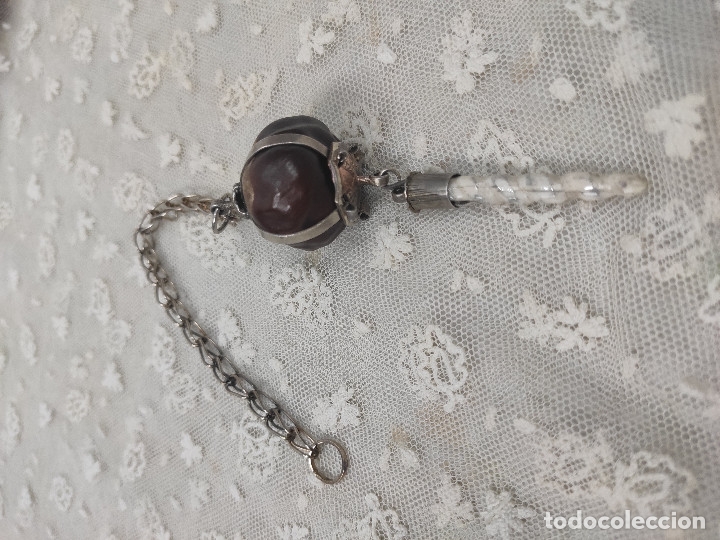 Joyeria: Amuleto protector. Casta&ntilde;a enjaulada con punta de hueso - Foto 3