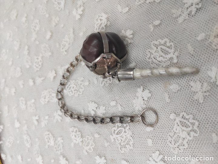 Joyeria: Amuleto protector. Casta&ntilde;a enjaulada con punta de hueso - Foto 5