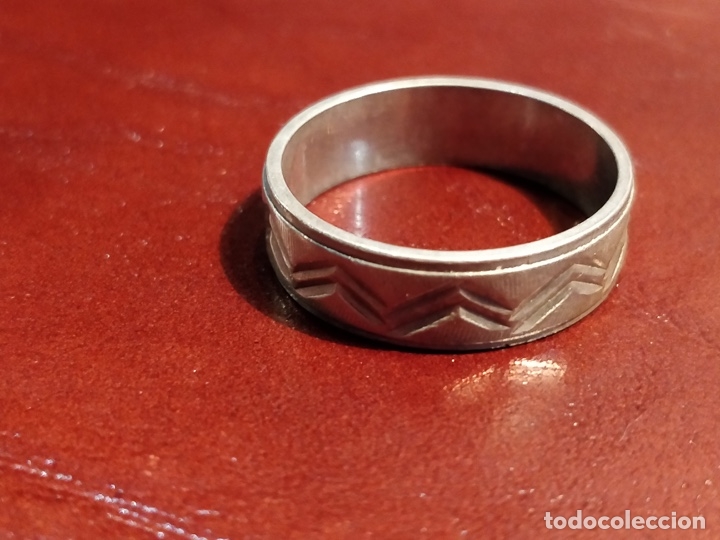 Joyeria: Anillo de plata. 18 mm. de di&aacute;metro. 4.5g - Foto 2