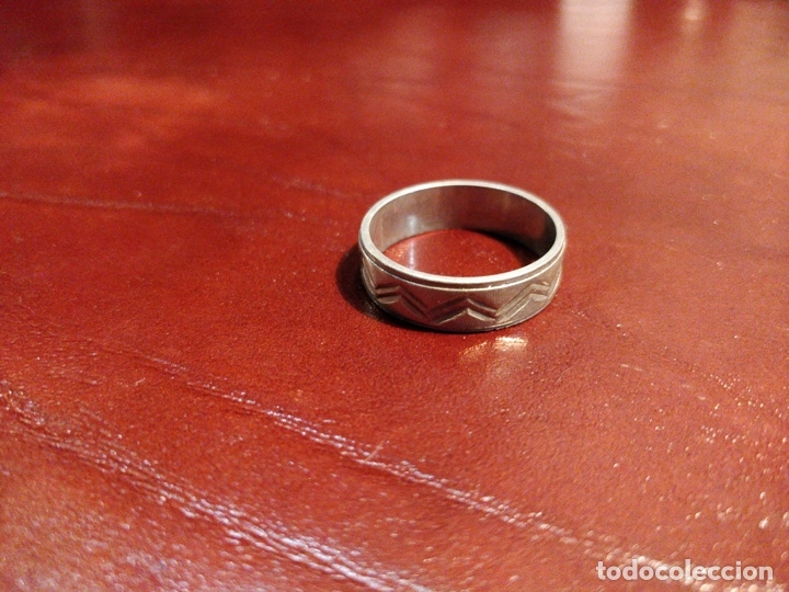 Joyeria: Anillo de plata. 18 mm. de di&aacute;metro. 4.5g - Foto 1