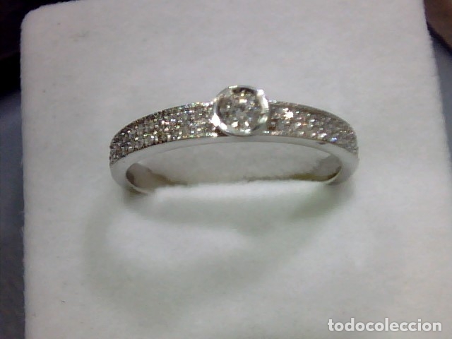 Joyeria: anillo oro blanco 18 kl y diamantes - Foto 1