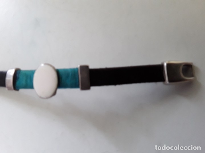 Joyeria: Pulsera de plata y cuero con esmalte blanco central - Foto 3