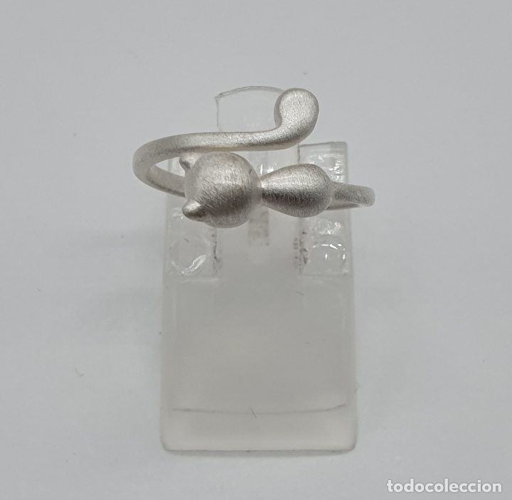 Joyeria: Original sortija en plata de ley mate contrastada con forma de gato . - Foto 5