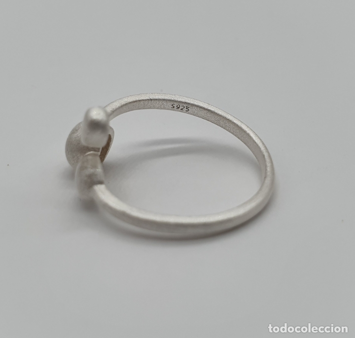 Joyeria: Original sortija en plata de ley mate contrastada con forma de gato . - Foto 6