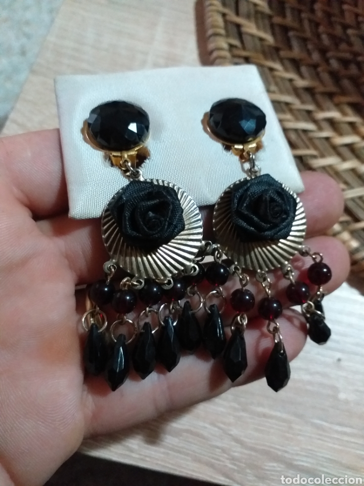 Joyeria: UNOS PENDIENTES VISUTERIA