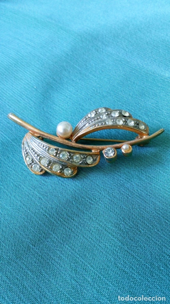 Joyeria: Bonito broche dorado con perlas y piedras - Foto 1