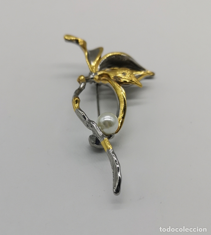 Joyeria: Elegante broche con baño de plata, oro de ley, y perla . - Foto 3 - 296895883