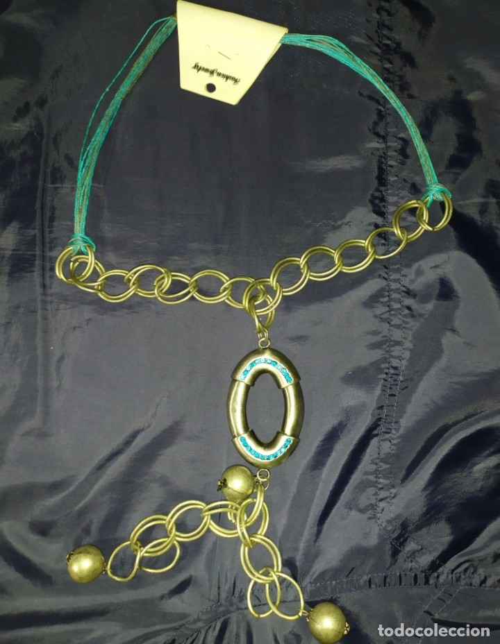 Joyeria: Collar plateado verde y cadenas - Foto 1