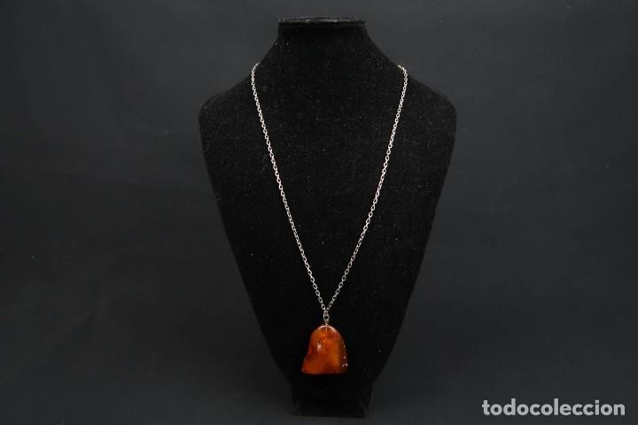 Joyeria: Antiguo Colgante de Ambar con cadena de Plata - Foto 2