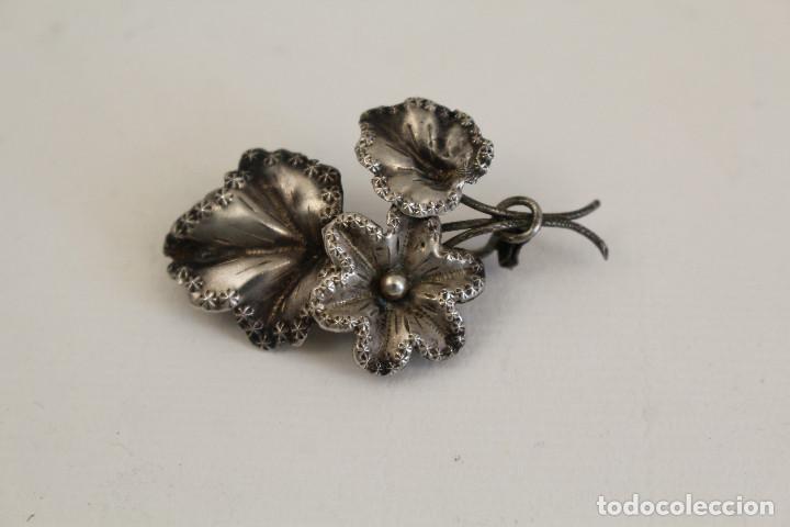 Joyeria: broche de plata en forma de hoja - Foto 1