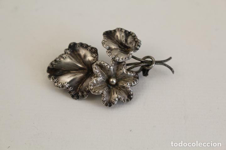 Joyeria: broche de plata en forma de hoja - Foto 3