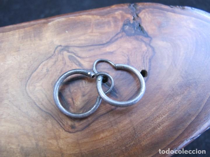 Joyeria: Peque&ntilde;os pendientes en forma de aro en plata - Foto 2