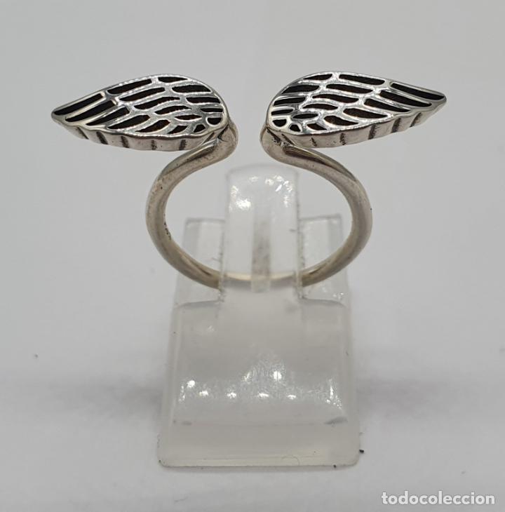 Joyeria: Bellas sortija con forma de alas en plata de ley contrastada . - Foto 2