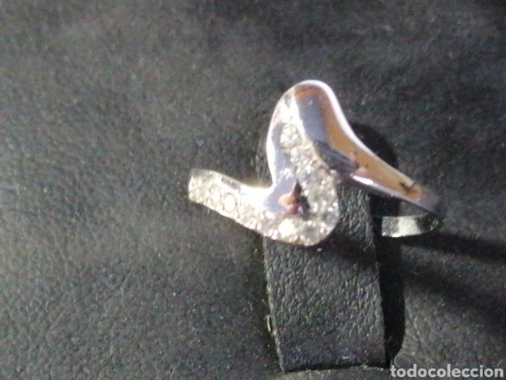 Joyeria: Sortija 18 kilates oro blanco y circonitas - Foto 1