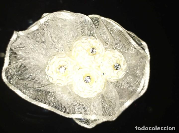 Joyeria: Broche blanco - Foto 1