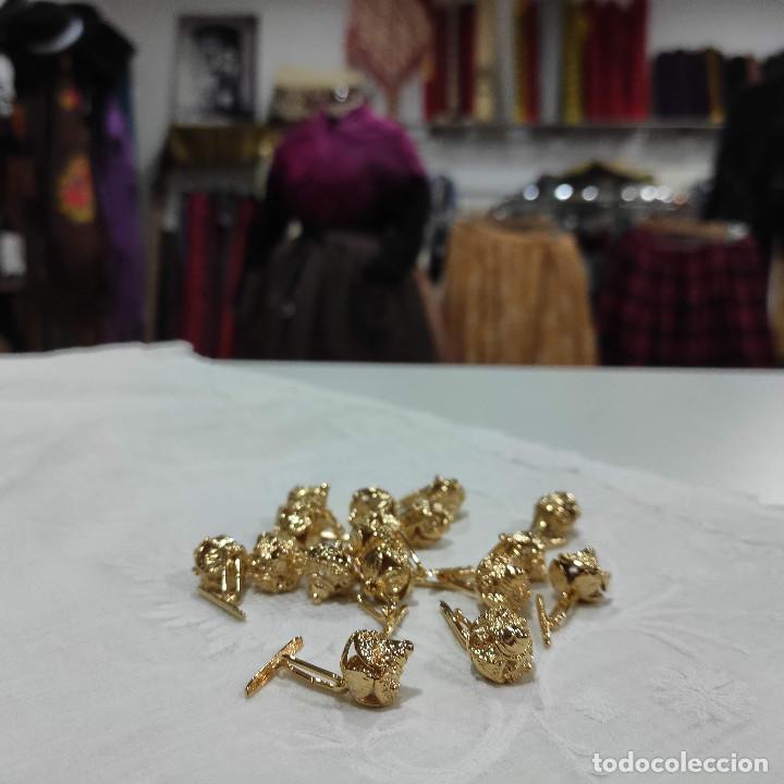 Joyeria: Botones dorados con asa y pasador - Foto 5