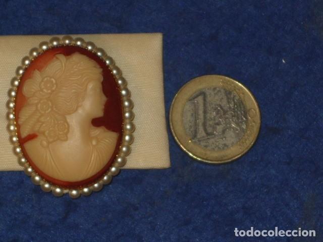 Joyeria: BROCHE CAMAFEO TALLADO EN CONCHA CON PERLAS. - Foto 2