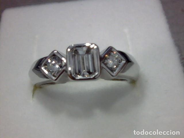 Joyeria: anillo oro blanco 18 kl y diamantes - Foto 3