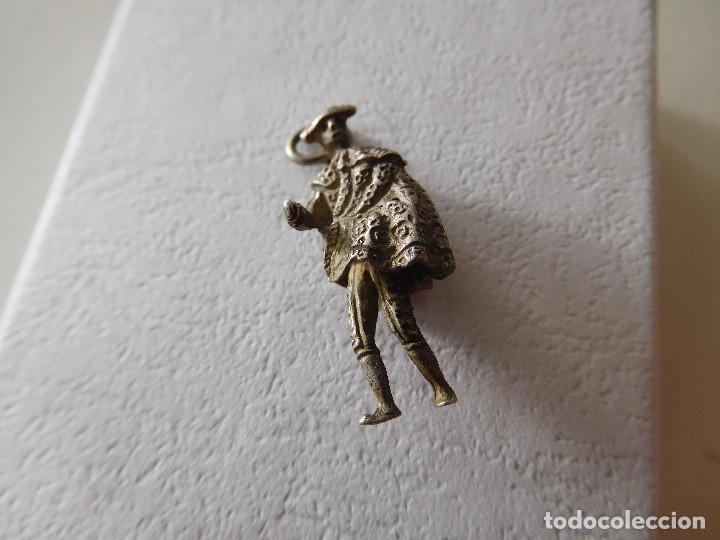Joyeria: Colgante de plata representando torero - Foto 1