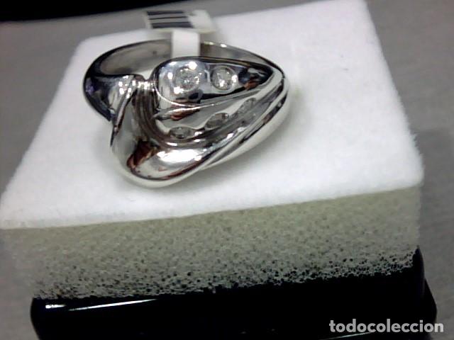 Joyeria: anillo oro blanco 18 kts y diamantes - Foto 6