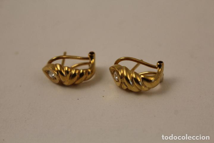 Joyeria: pendientes chapados en oro