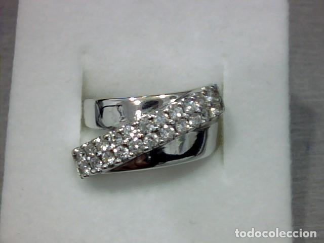Joyeria: anillo oro blanco 18 kts y diamantes - Foto 4