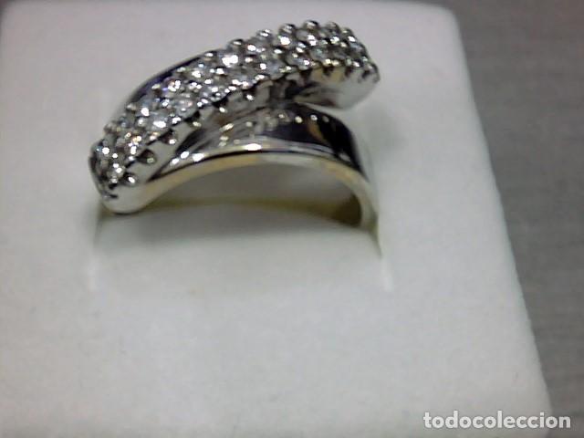 Joyeria: anillo oro blanco 18 kts y diamantes - Foto 6