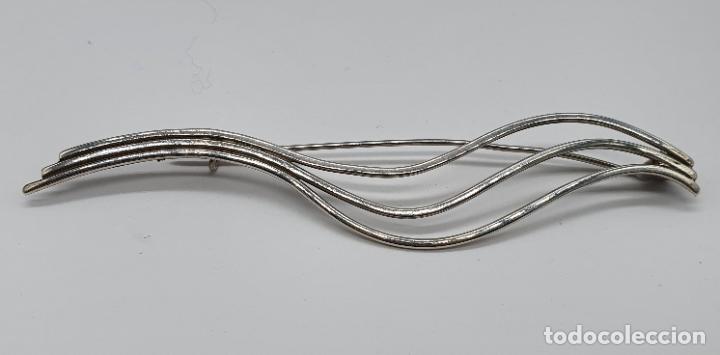 Joyeria: Elegante broche antiguo en plata de ley de dise&ntilde;o sofisticado . - Foto 1